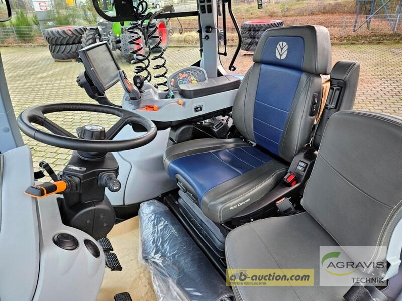 New Holland T 7.270 AUTO COMMAND 12