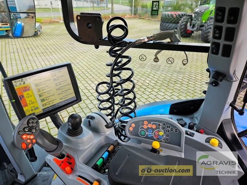 New Holland T 7.270 AUTO COMMAND 14