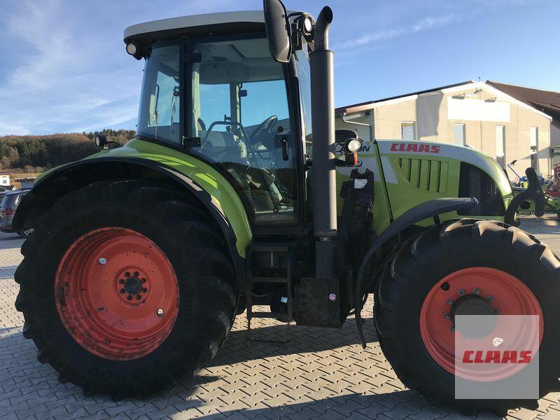 Claas ARION 530 16