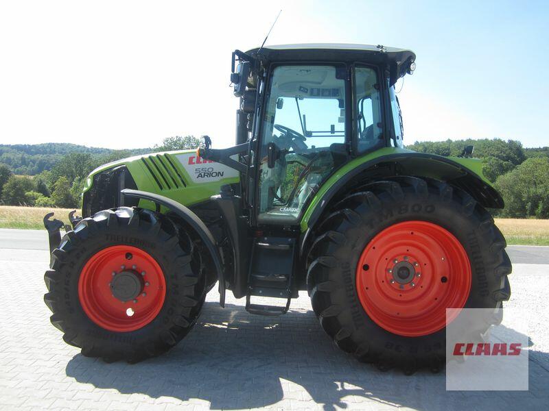 Claas ARION 550 CMATIC